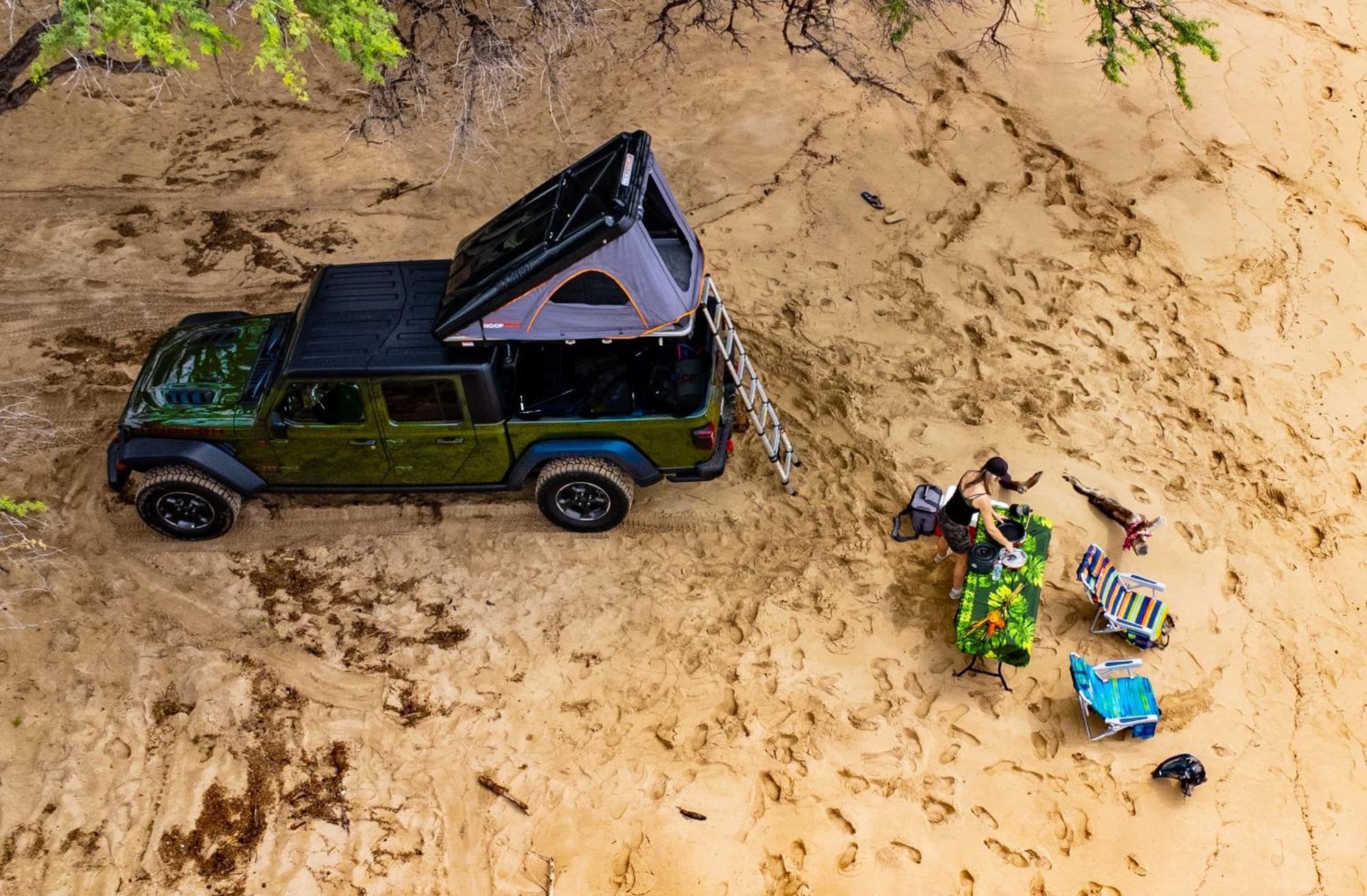 קאהולוי Campcar Maui Jeeps Suvs Hybrid Camper Van Rentals With Equipment And Travel Advice מראה חיצוני תמונה